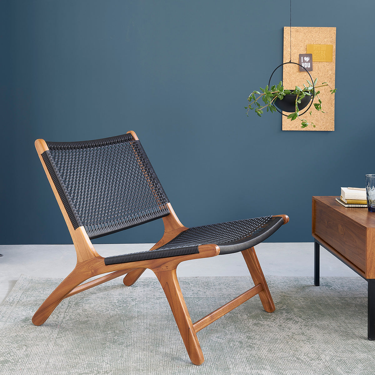 1071-fauteuil_en_teck_massif_et_tissage-01.jpg
