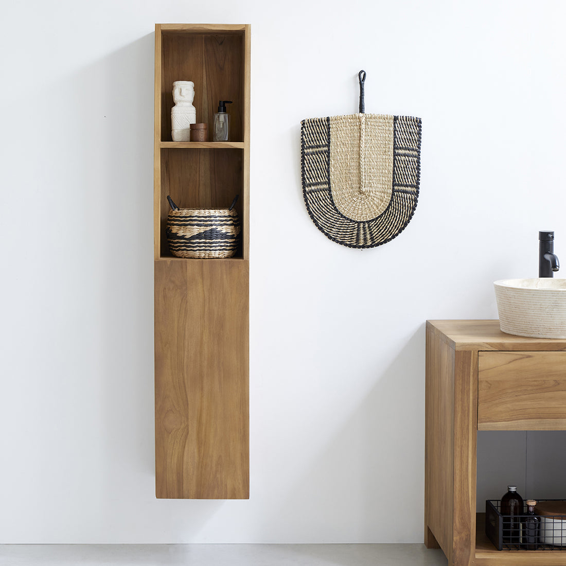 Badezimmersäule aus massivem Teakholz hängend 150 cm