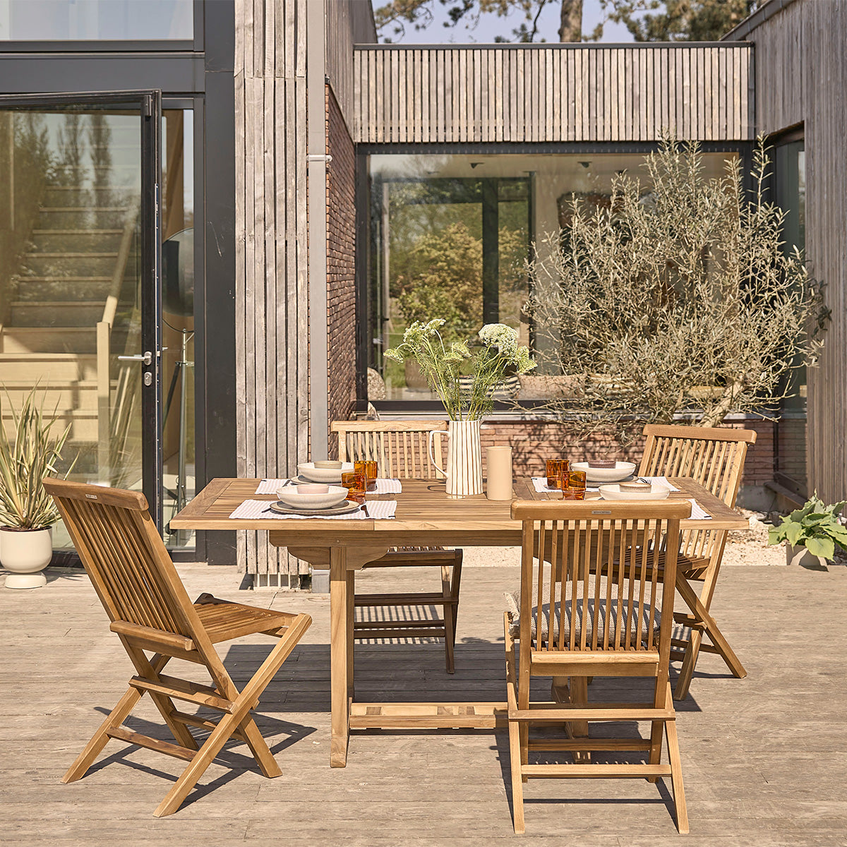 205H-salon_de_jardin_en_teck_huile_massif_extensible_4_8_pers-01.jpg