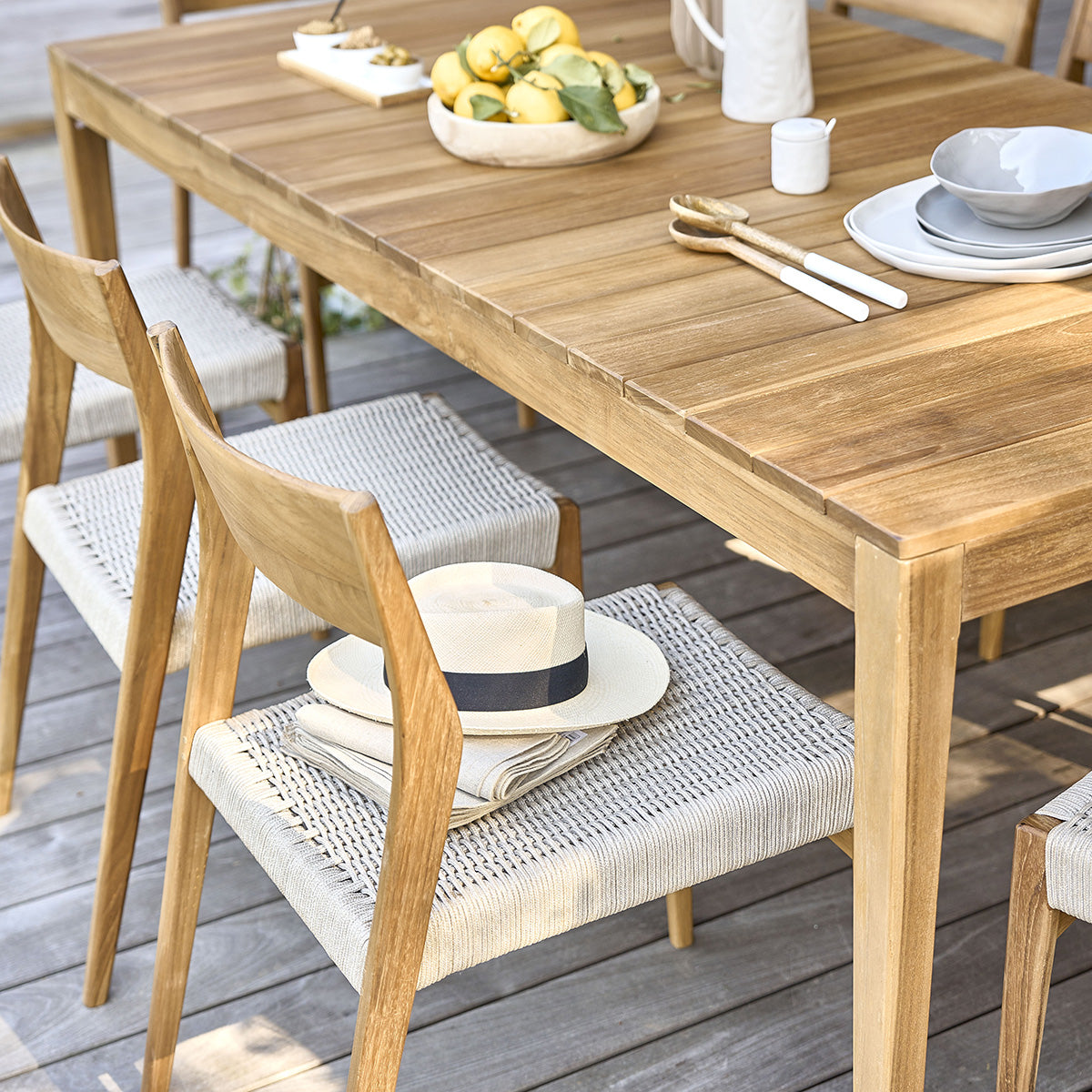 31-table_de_jardin_en_bois_de_teck_8_pers-06.jpg