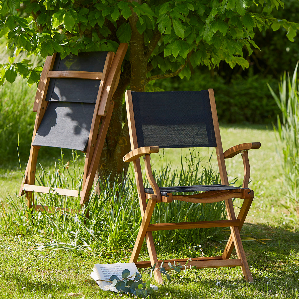 4004-fauteuil_de_jardin_en_acacia_massif_et_textilene_noir-03.jpg