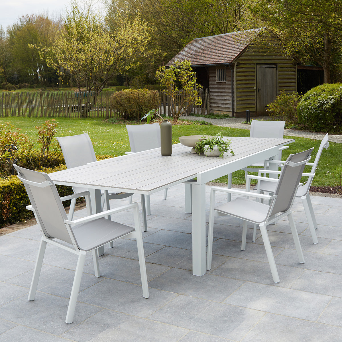 5021A-salon_de_jardin_aluminium_blanc_et_textilene_gris_6_10_pers-01.jpg
