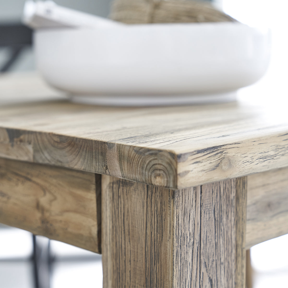 900-table_en_teck_massif_recycle_extensible_14_pers-04.jpg