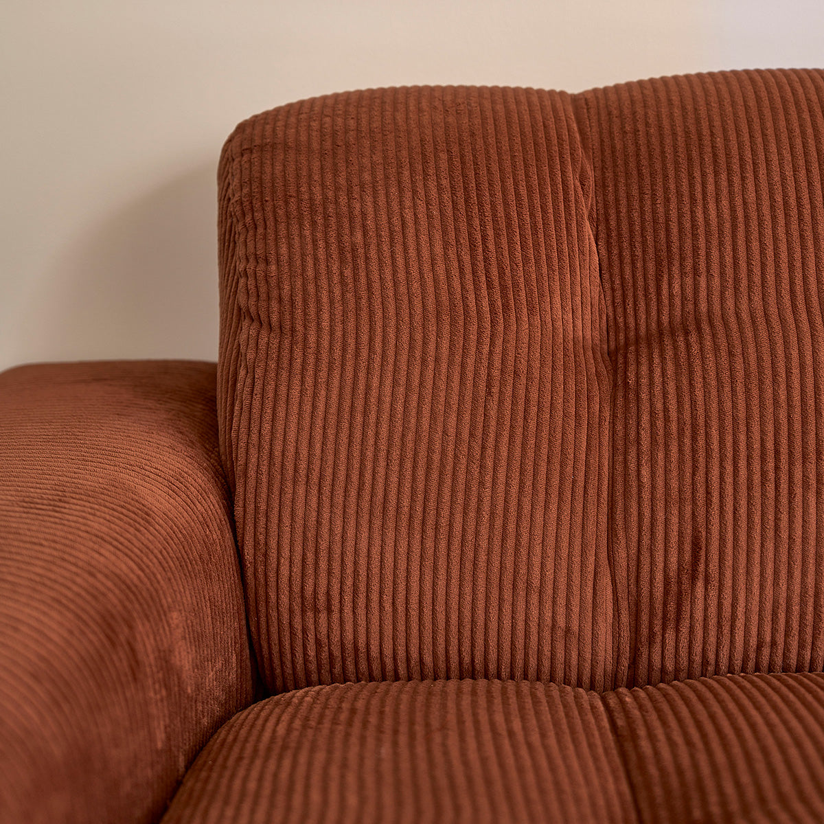 CAN0012-canape_droit_4_places_en_velours_cotele_terracotta-06.jpg
