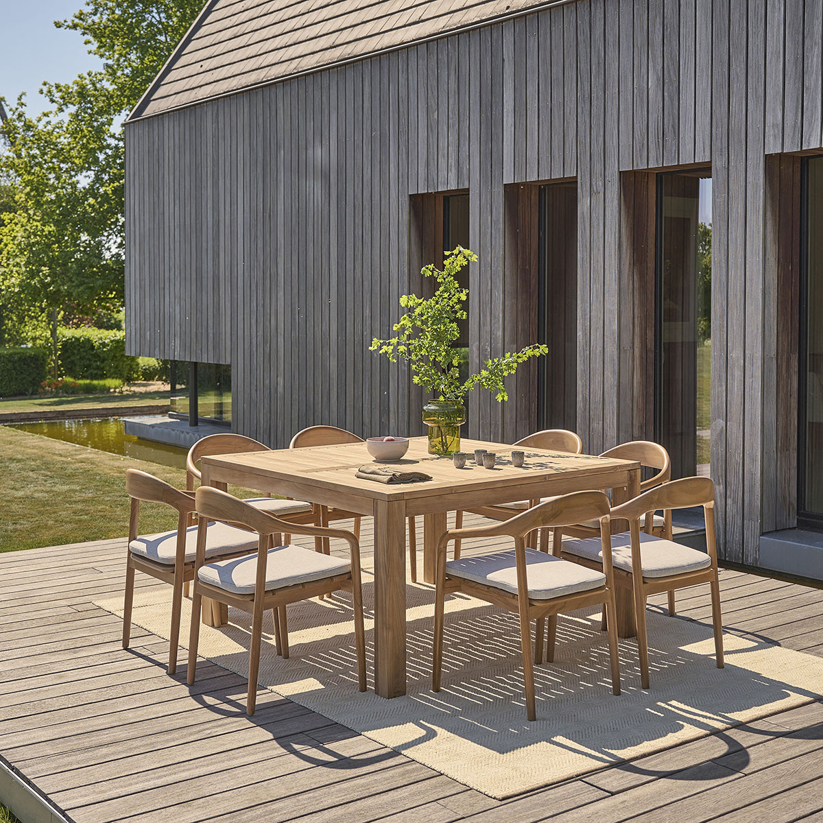 FDJ0002-fauteuil_de_jardin_en_teck_massif_avec_coussin_grege-10.jpg