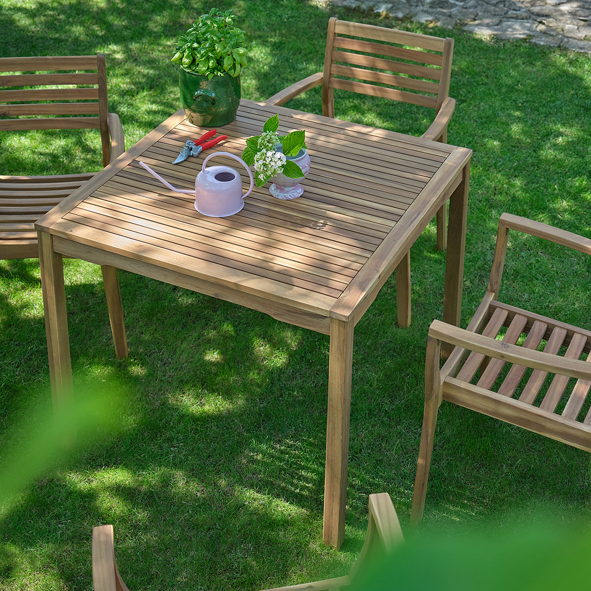 FDJ0017-fauteuil_de_jardin_en_acacia_massif_huile_lot_de_4-04.jpg