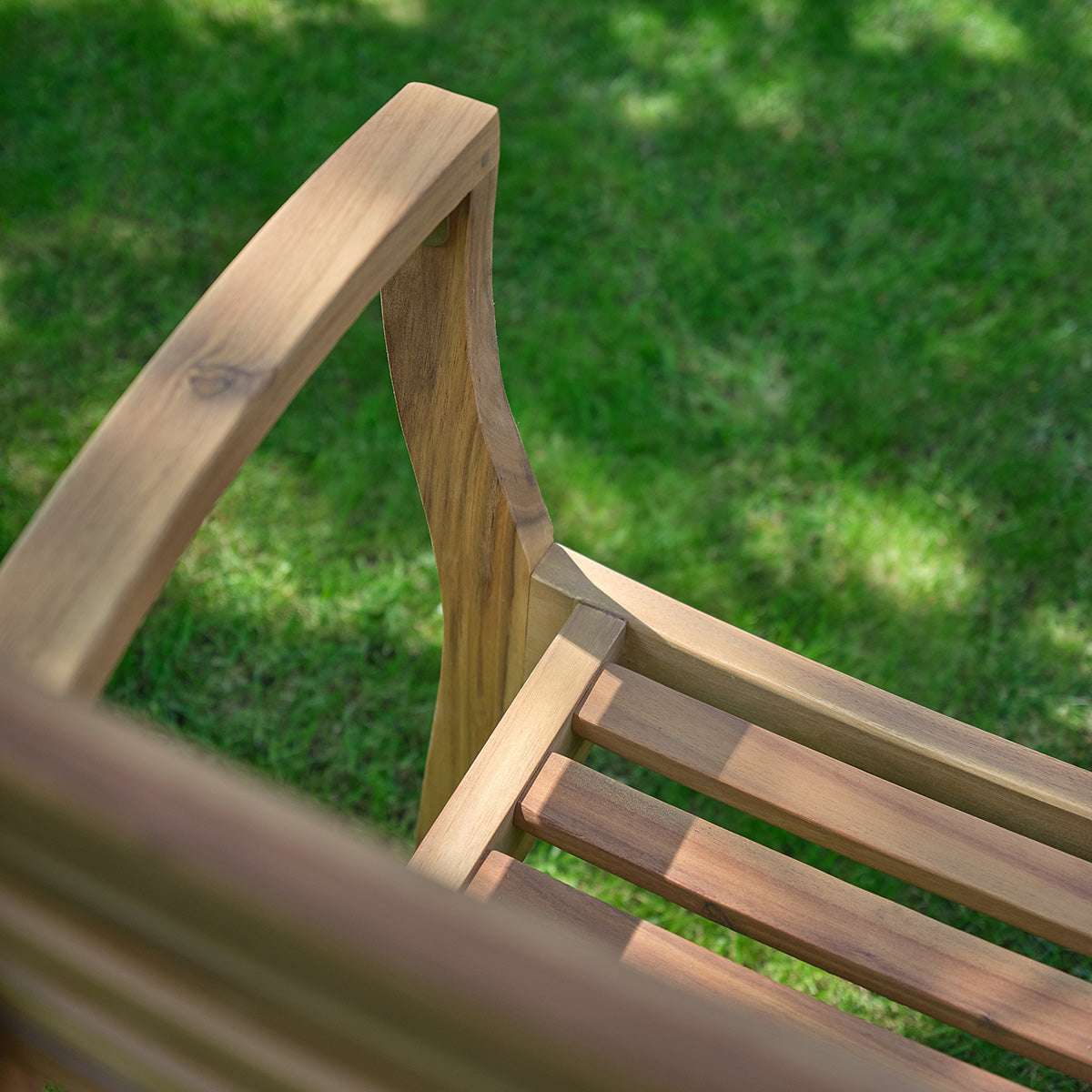 FDJ0017-fauteuil_de_jardin_en_acacia_massif_huile_lot_de_4-07.jpg