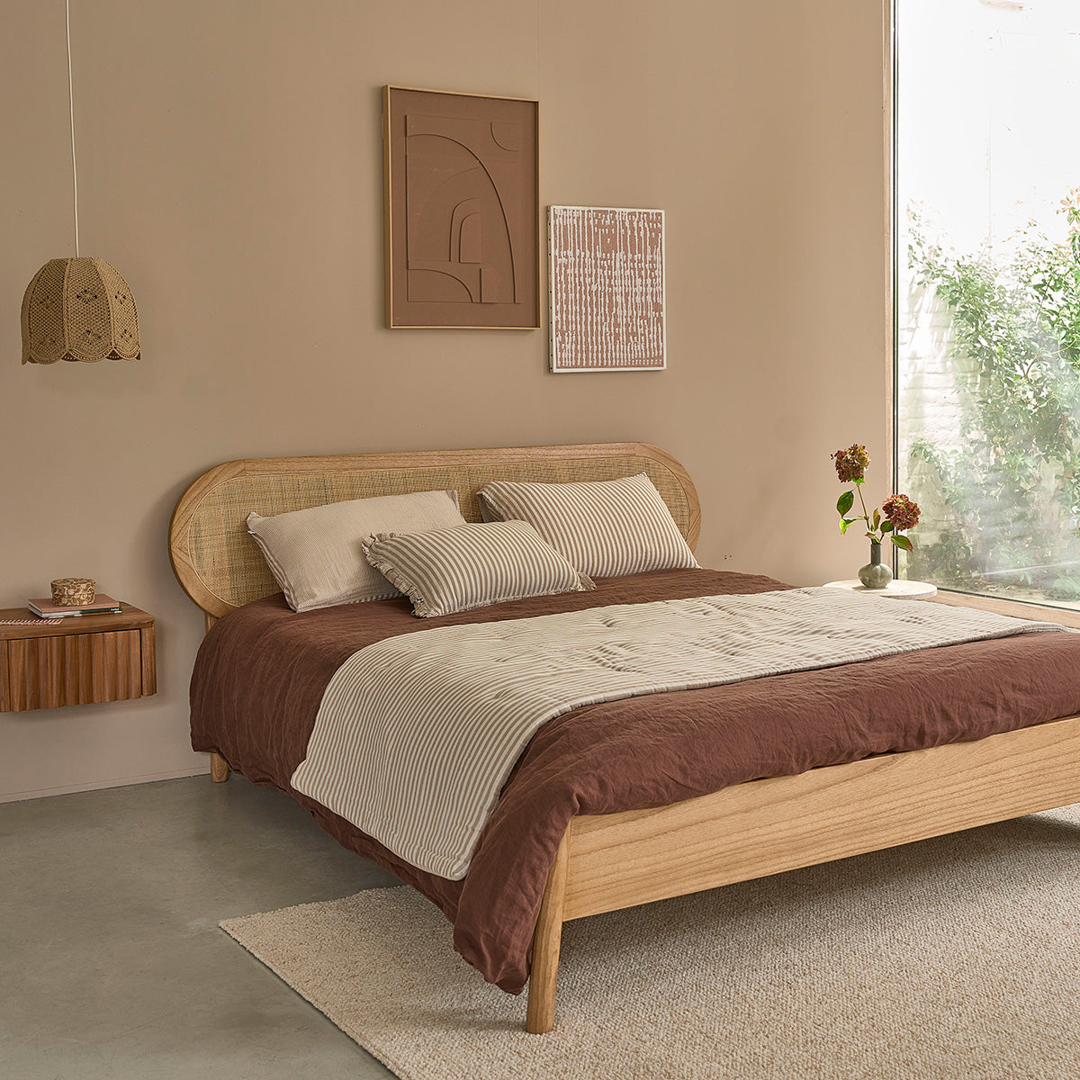 LIT0003-lit_en_bois_de_mindi_et_cannage_160_cm_avec_sommier-03.jpg