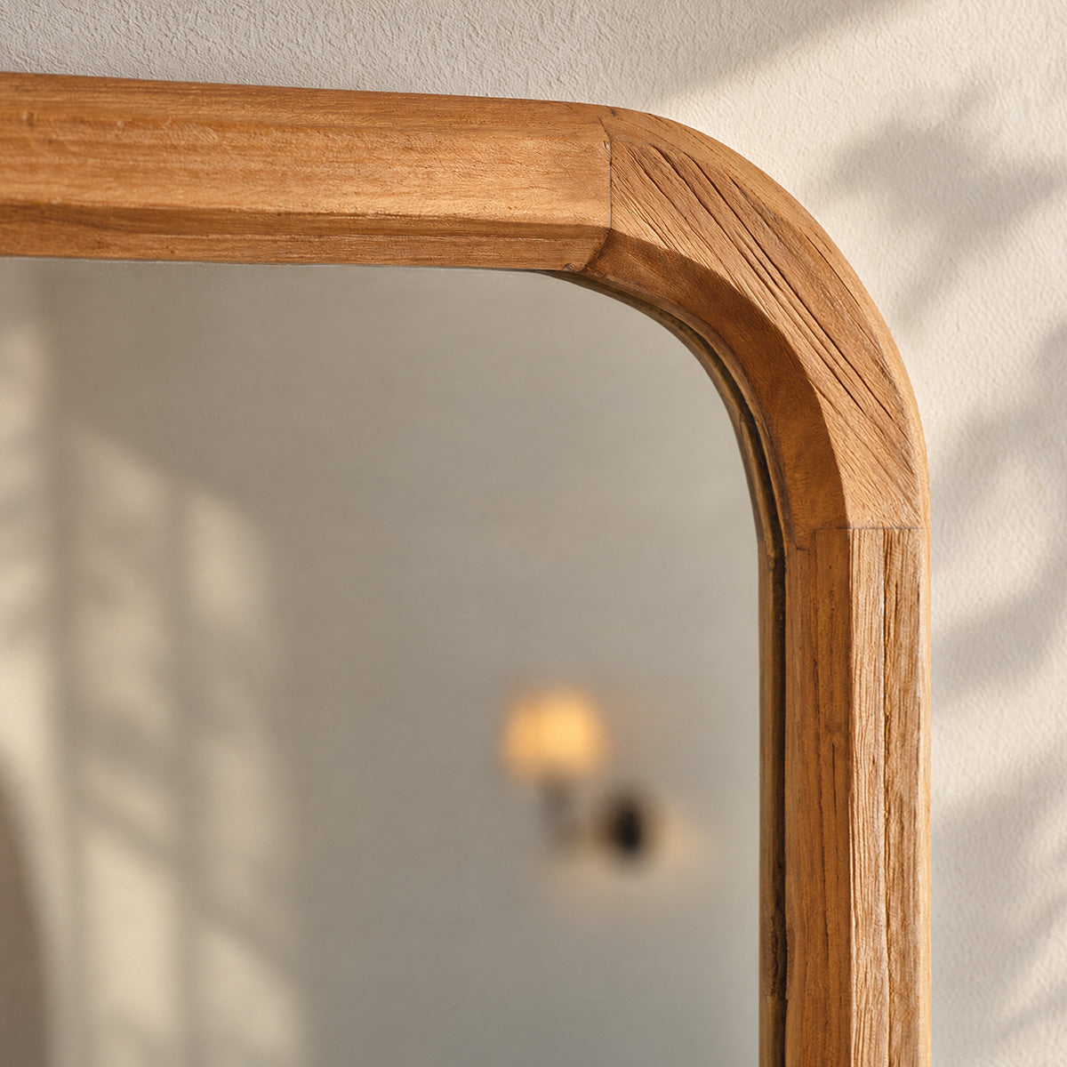 MIR0017-miroir_en_teck_recycle_80x70cm-04.jpg