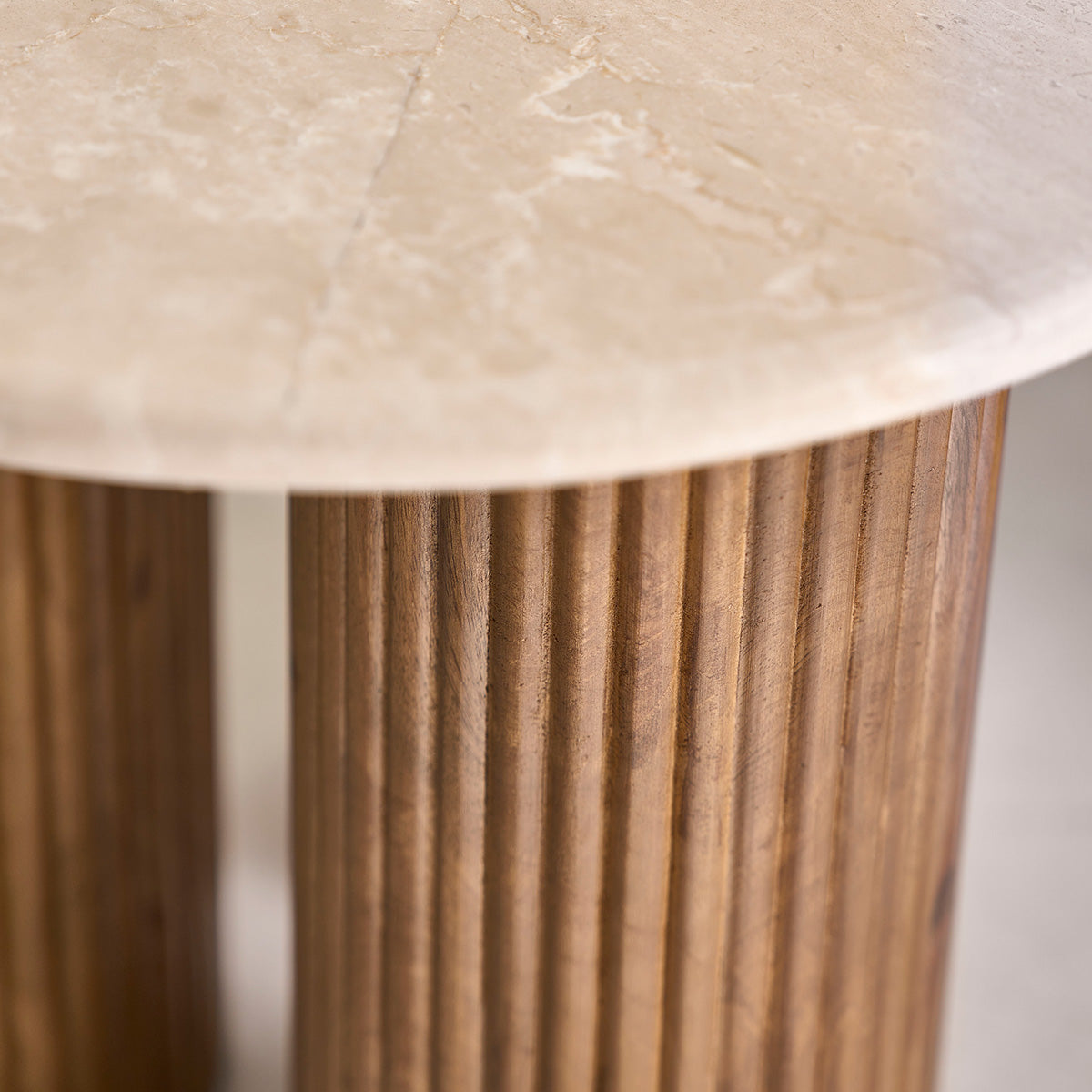 TAA0008-table_dappoint_en_bois_de_manguier_et_marbre_ronde-04.jpg