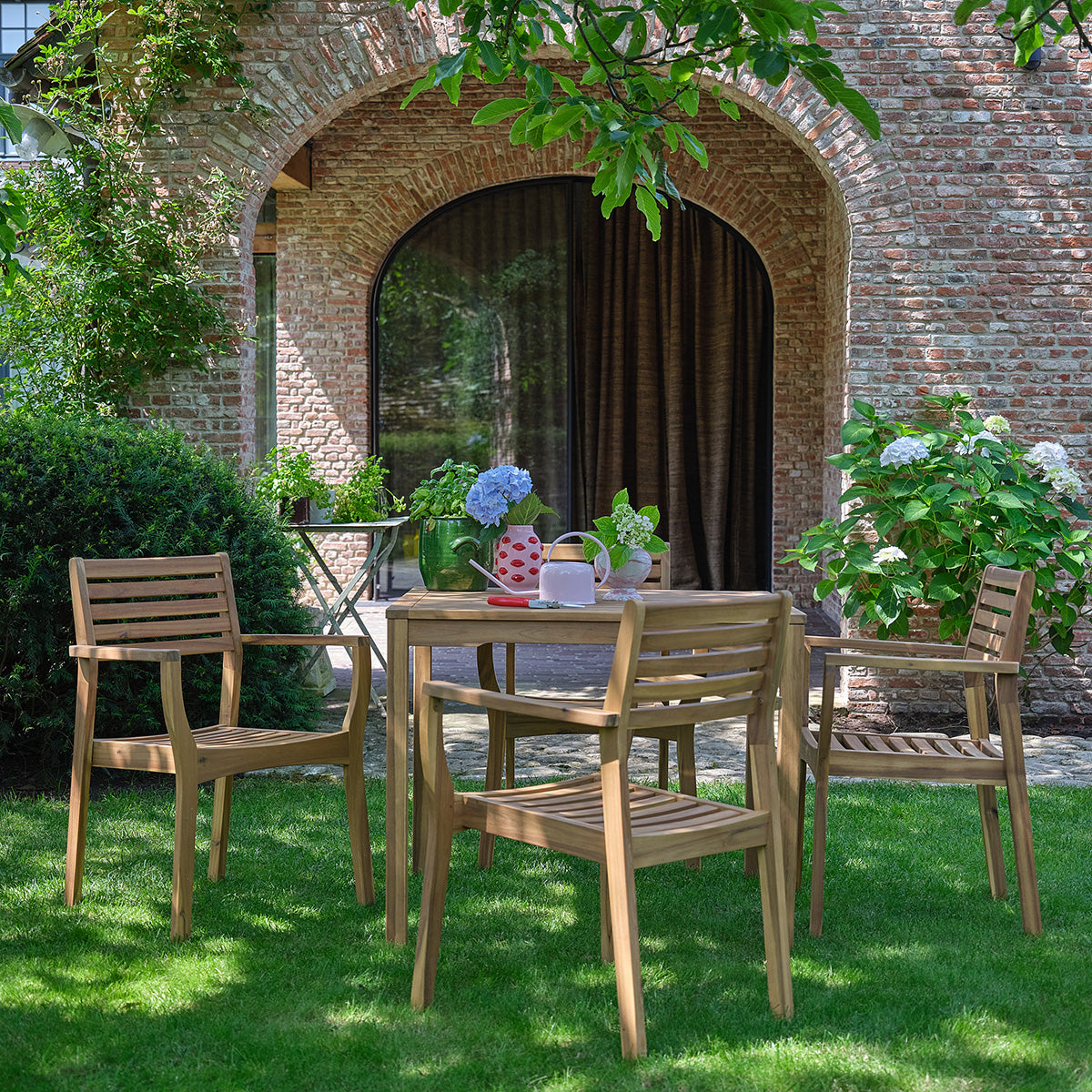 TDJ0007-table_de_jardin_en_acacia_massif_huile_90_cm-06.jpg