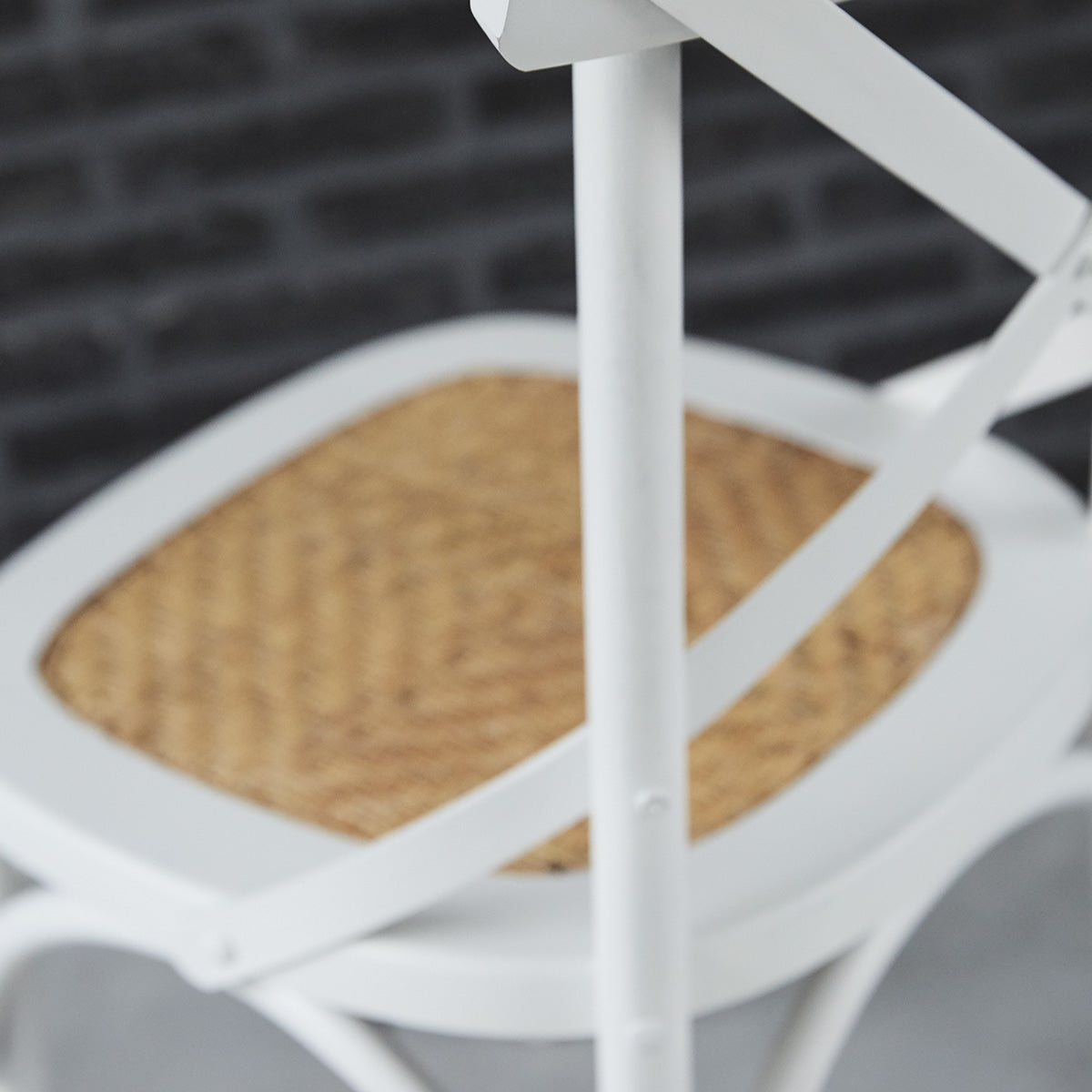 1020-chaise_bistrot_en_acajou_massif_et_rotin_blanche-04.jpg