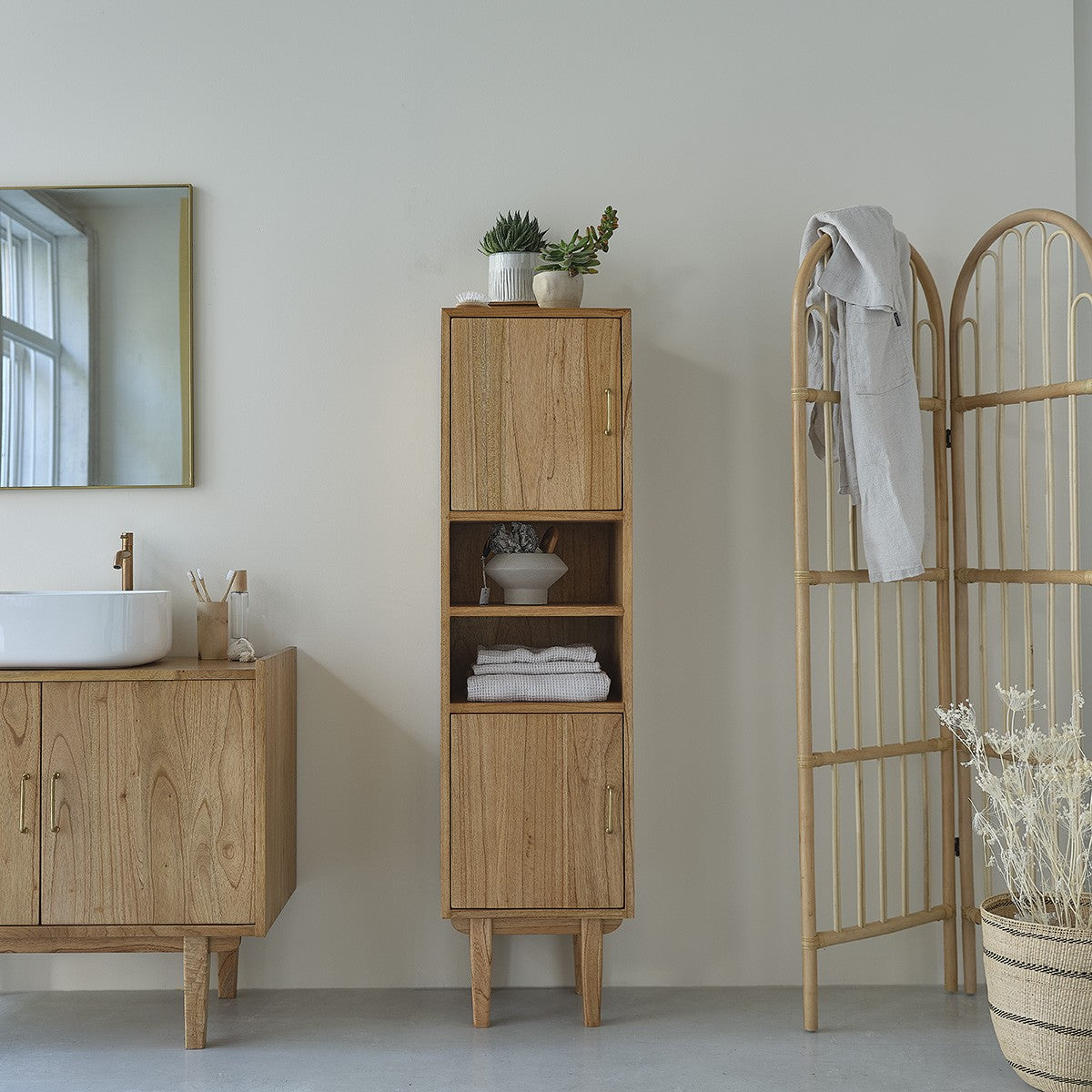 La colonne de rangement : un incontournable pour votre salle de bain