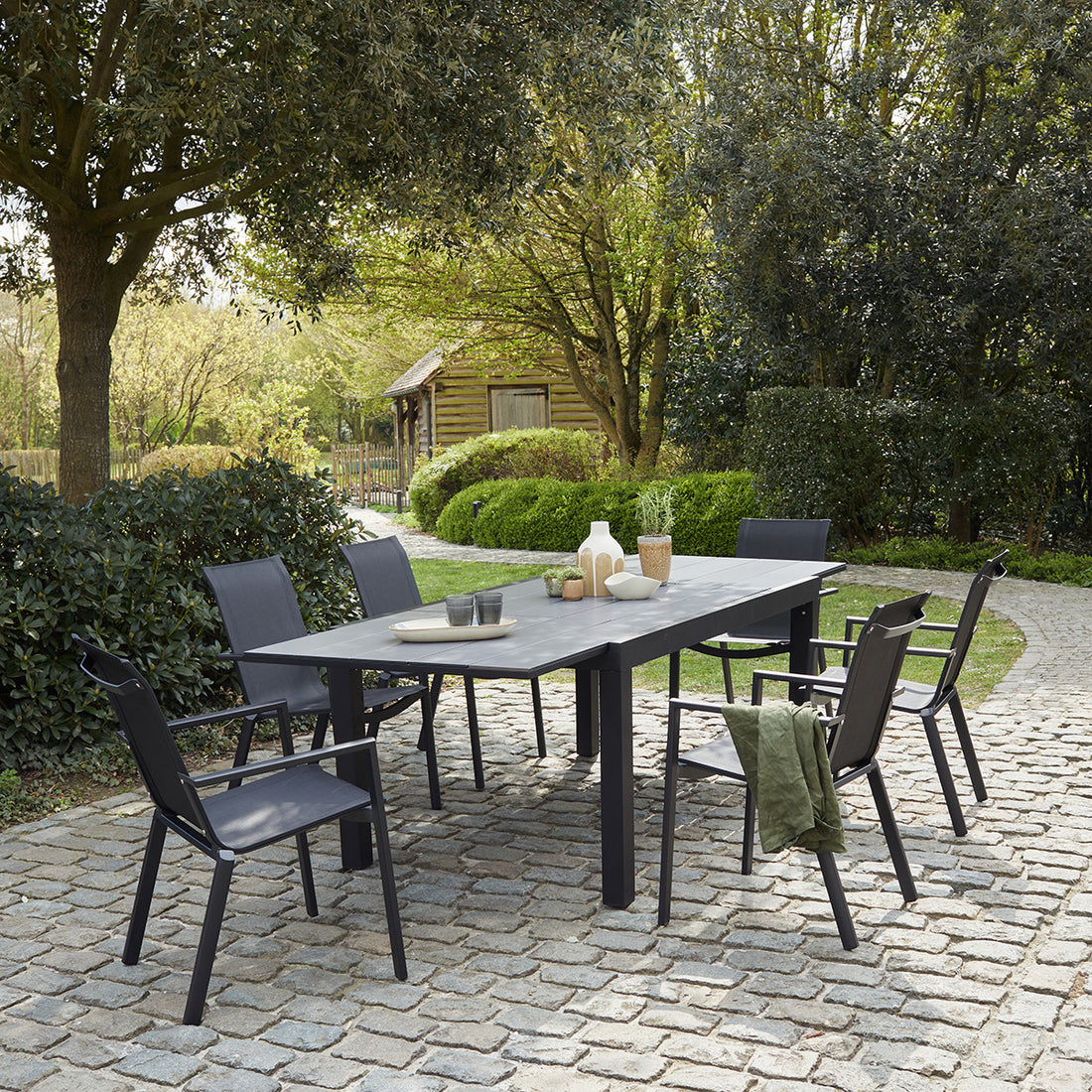 HPL STAR - Gartenmöbel aus schwarzem Aluminium und grauem Textilene 6/10 pers.