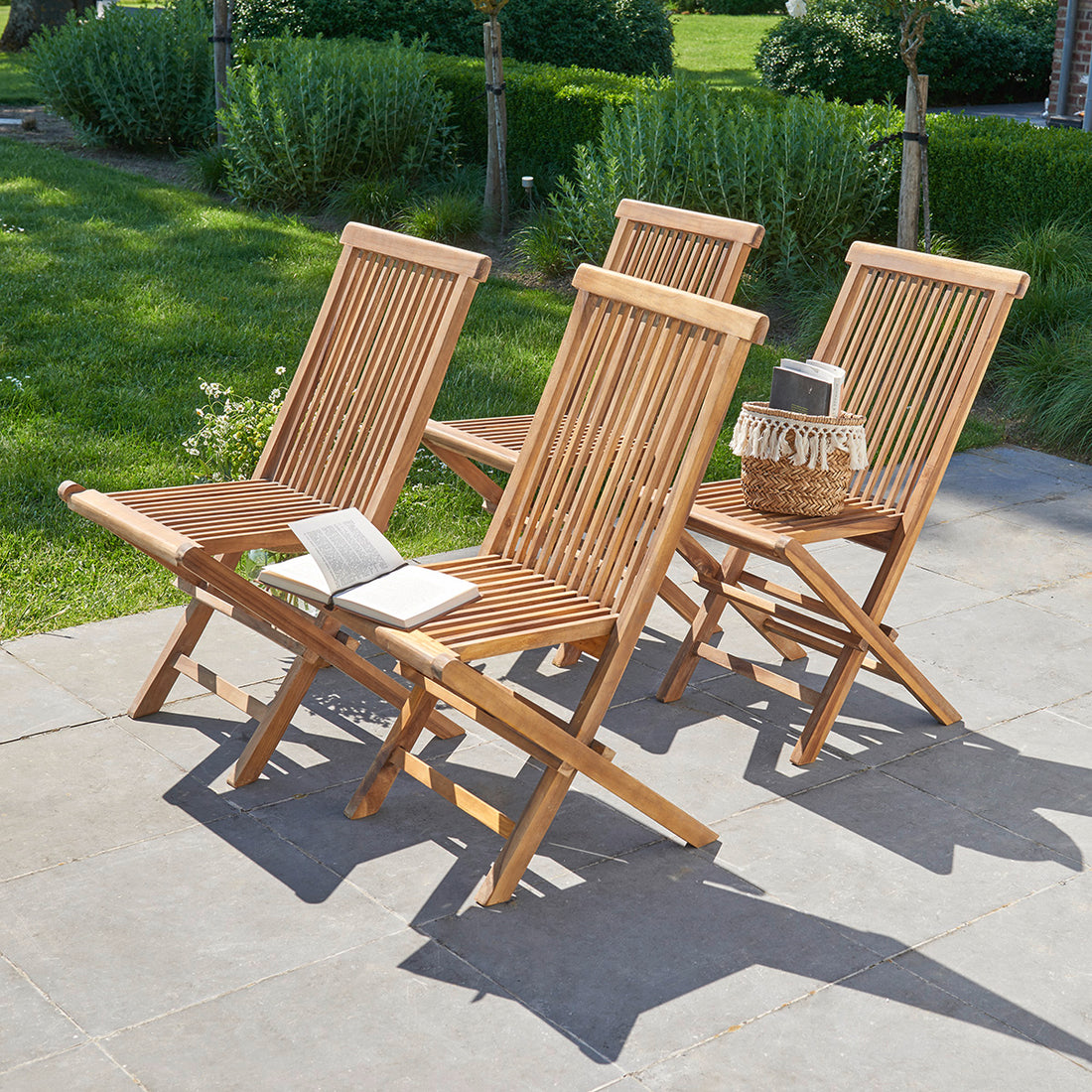 BALI - Klappbarer Gartenstuhl aus massivem geöltem Teakholz (4er Set)