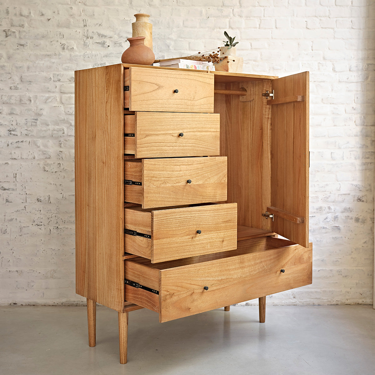 PIA - Armoire en mindi massif 160 cm
