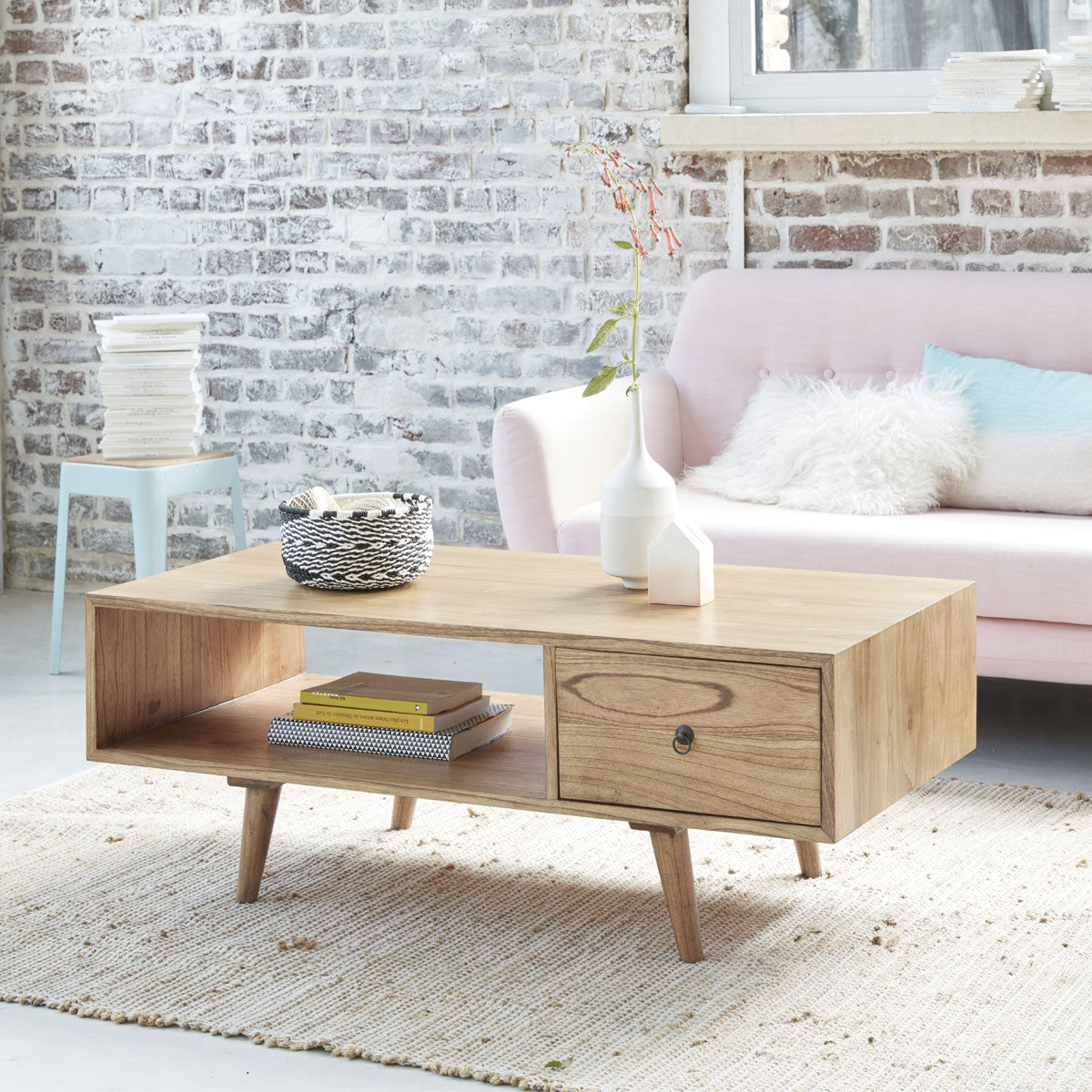 OSCAR - Couchtisch aus massivem Mindi-Holz 120 cm 