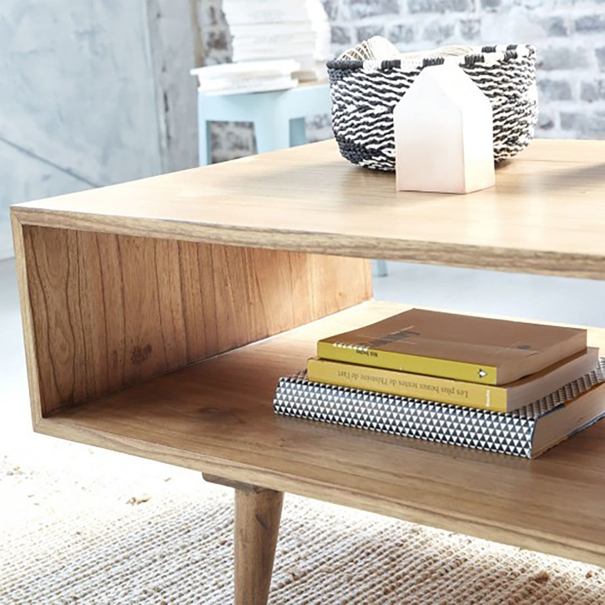OSCAR - Couchtisch aus massivem Mindi-Holz 120 cm 