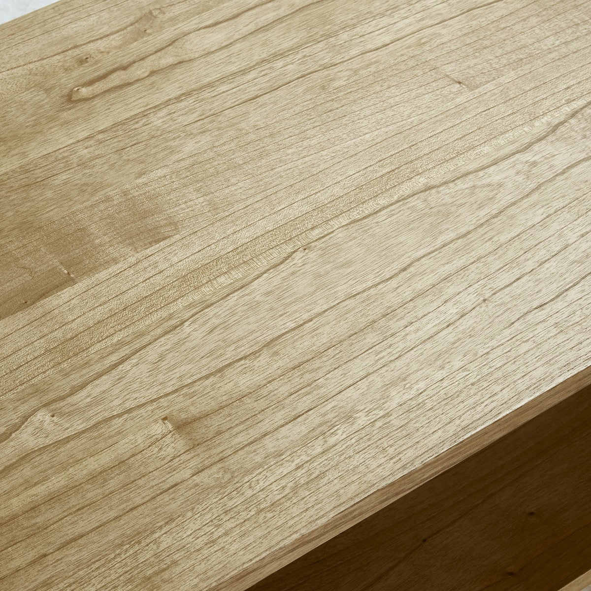 OSCAR - Couchtisch aus massivem Mindi-Holz 120 cm 