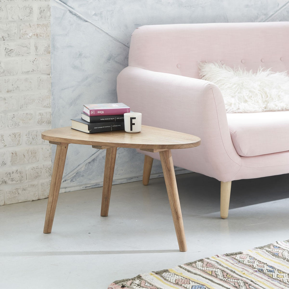 ODDA - Couchtisch aus massivem Mindy 62 cm 