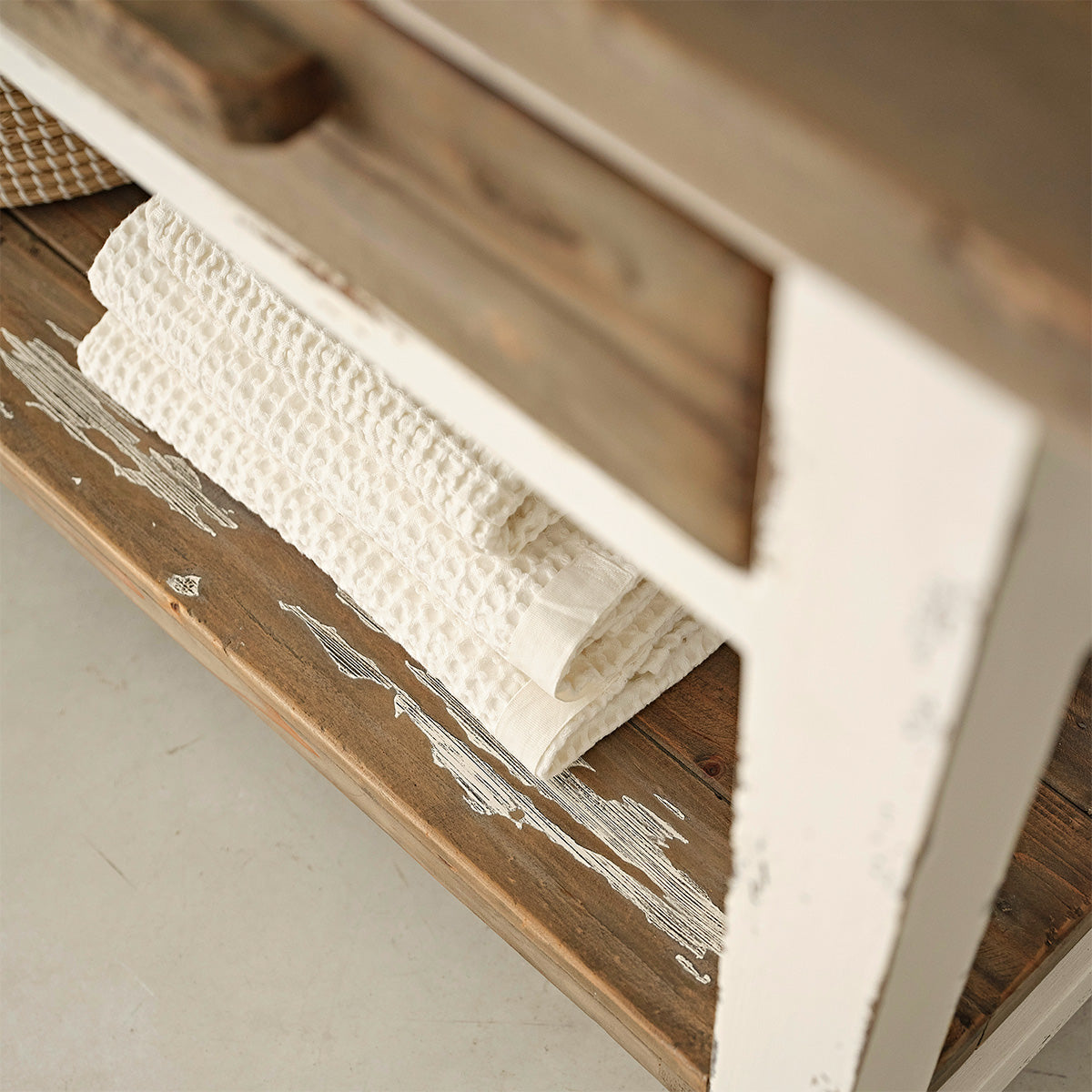 SEZANNE - Waschtischunterschrank aus recyceltem Massivholz 150 cm 