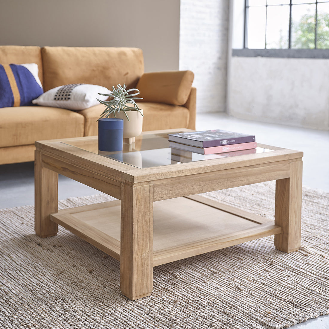 BOSTON - Couchtisch aus massivem Teakholz 80 cm 