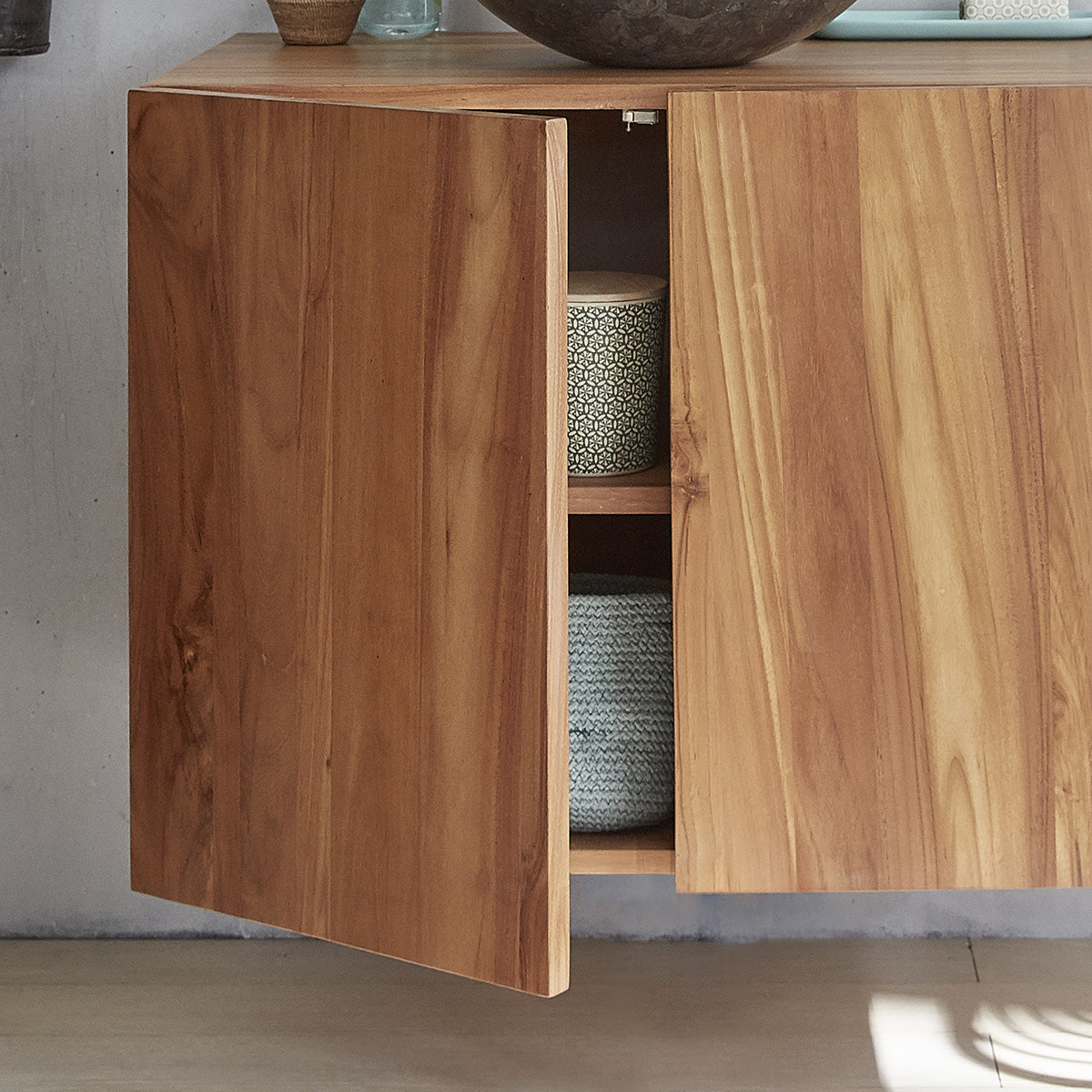 MAË - Waschtischunterschrank aus massivem Teakholz hängend 80 cm