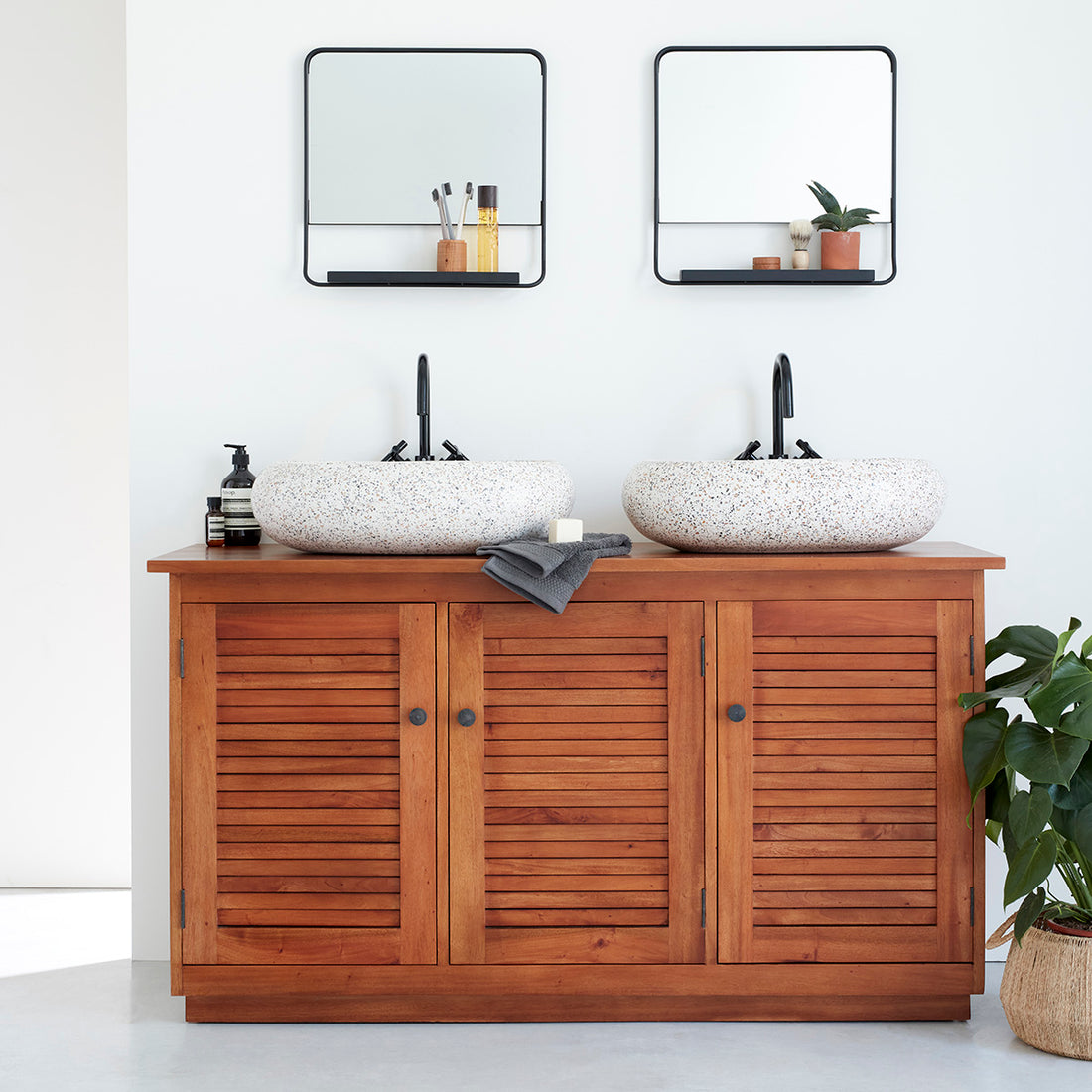 NEWPORT - Waschtischunterschrank aus massivem Mahagoniholz 140 cm 