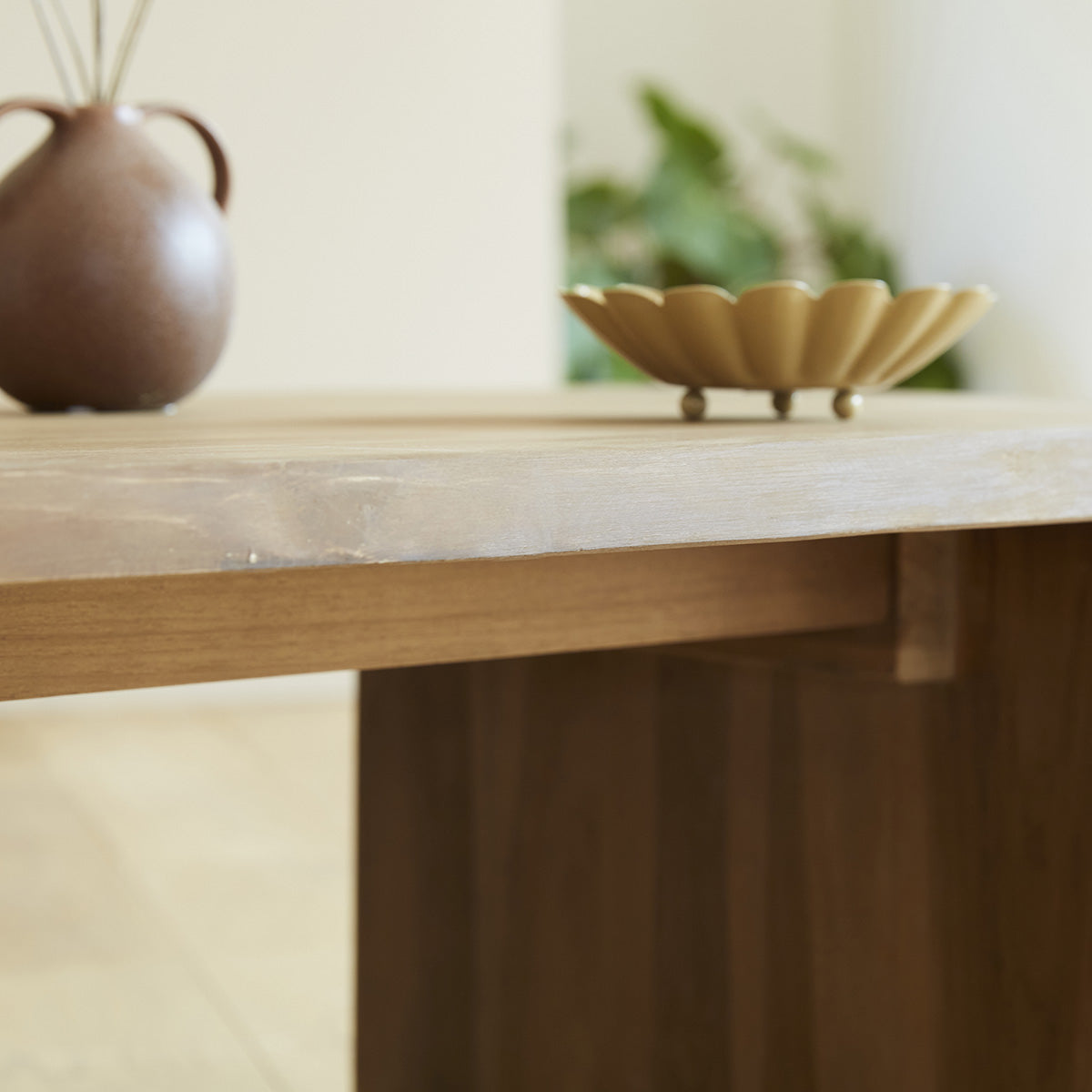 BOSTON - Couchtisch aus massivem Teakholz 120 cm