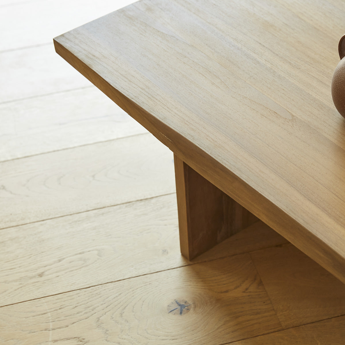 BOSTON - Couchtisch aus massivem Teakholz 120 cm