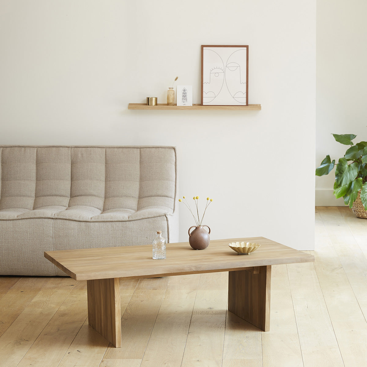 BOSTON - Couchtisch aus massivem Teakholz 120 cm
