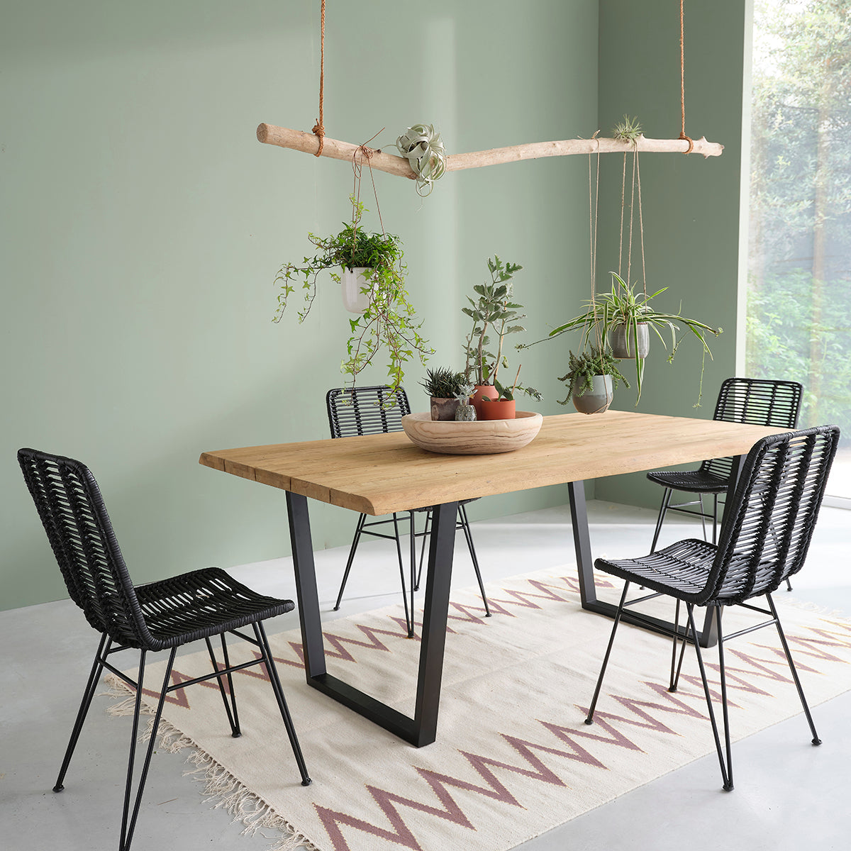 BOHEMA - Stuhl aus Rattan und Metall schwarz