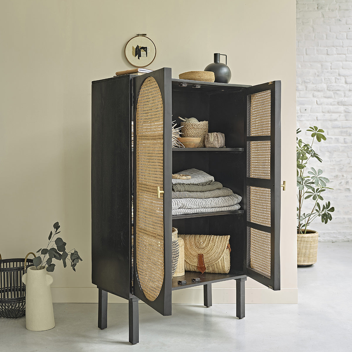 ZULMA - Armoire en manguier massif et cannage 90 cm