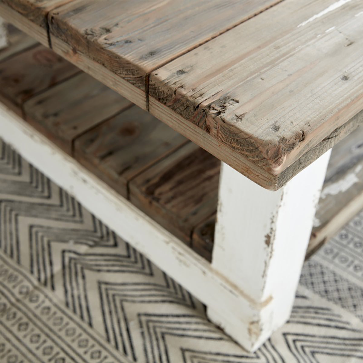 ATLANTIC - Couchtisch aus recyceltem massivem Holz 140 cm
