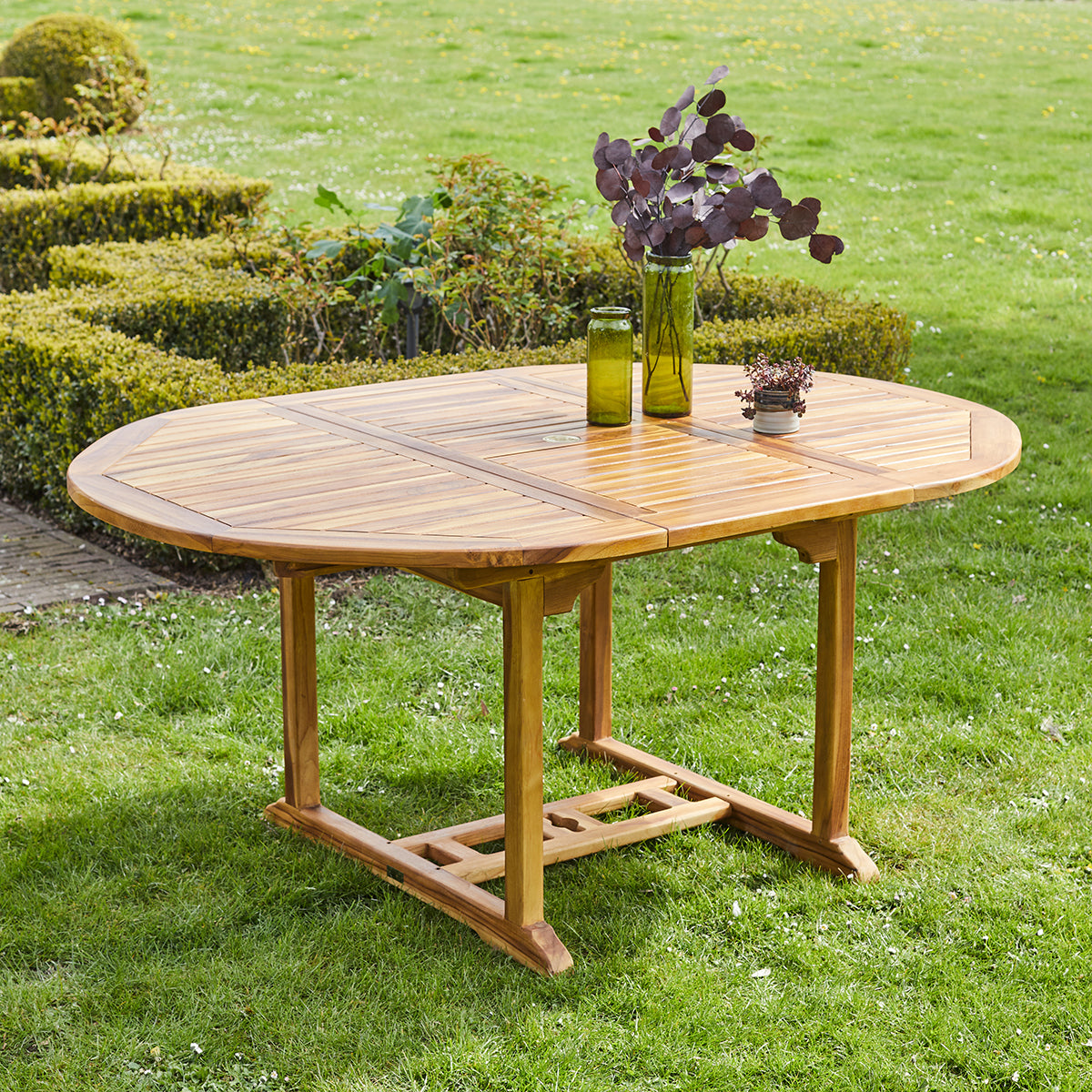 BALI - Ausziehbare Gartenmöbel massiv geöltem Teakholz 4/8 Sitze