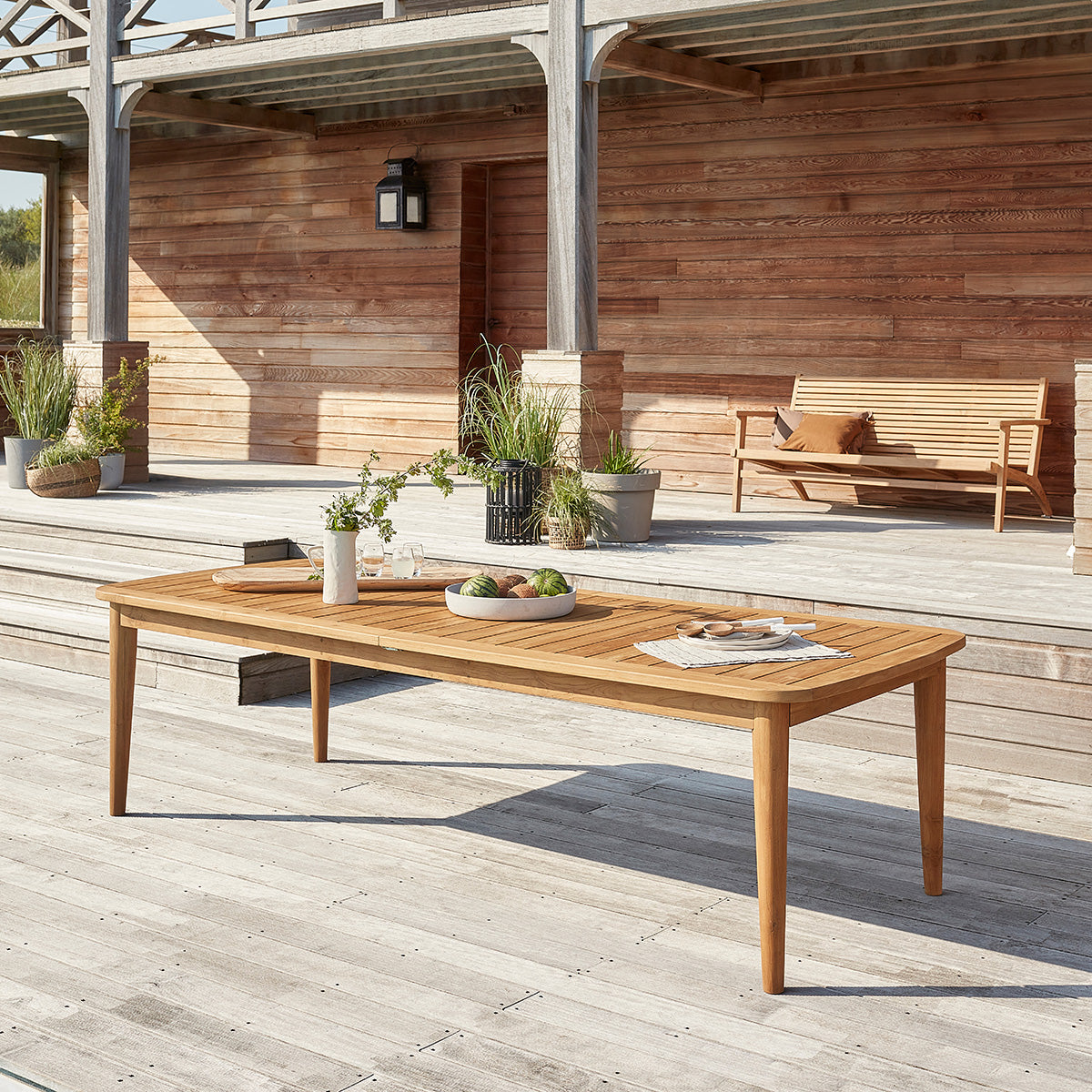 HORTENSE - Ausziehbarer Gartentisch aus massivem recyceltem Teakholz für 10/12 Pers.