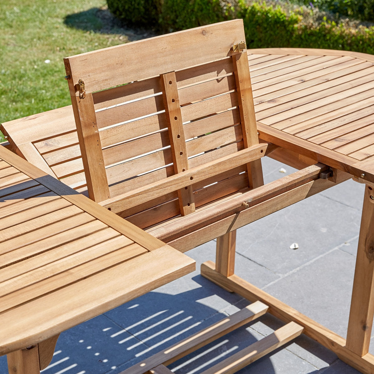 HANOÏ - Ausziehbarer Gartentisch aus Akazienholz für 6 bis 8 Sitze