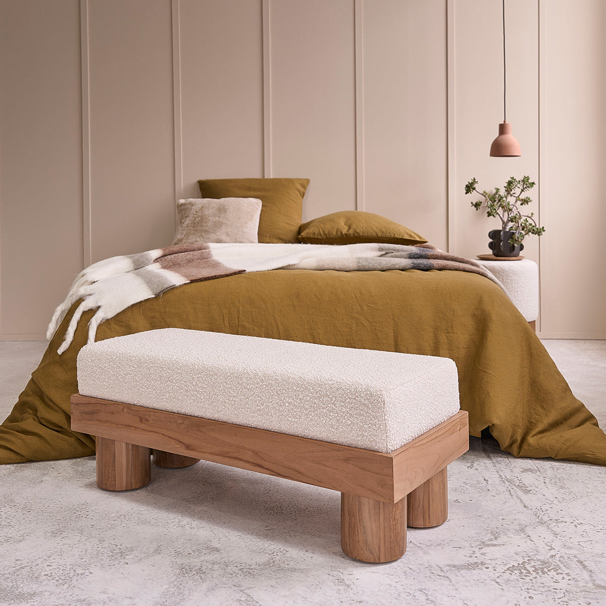 THÉODORE - Bank aus massivem Teakholz und Bouclé-Stoff 100 cm