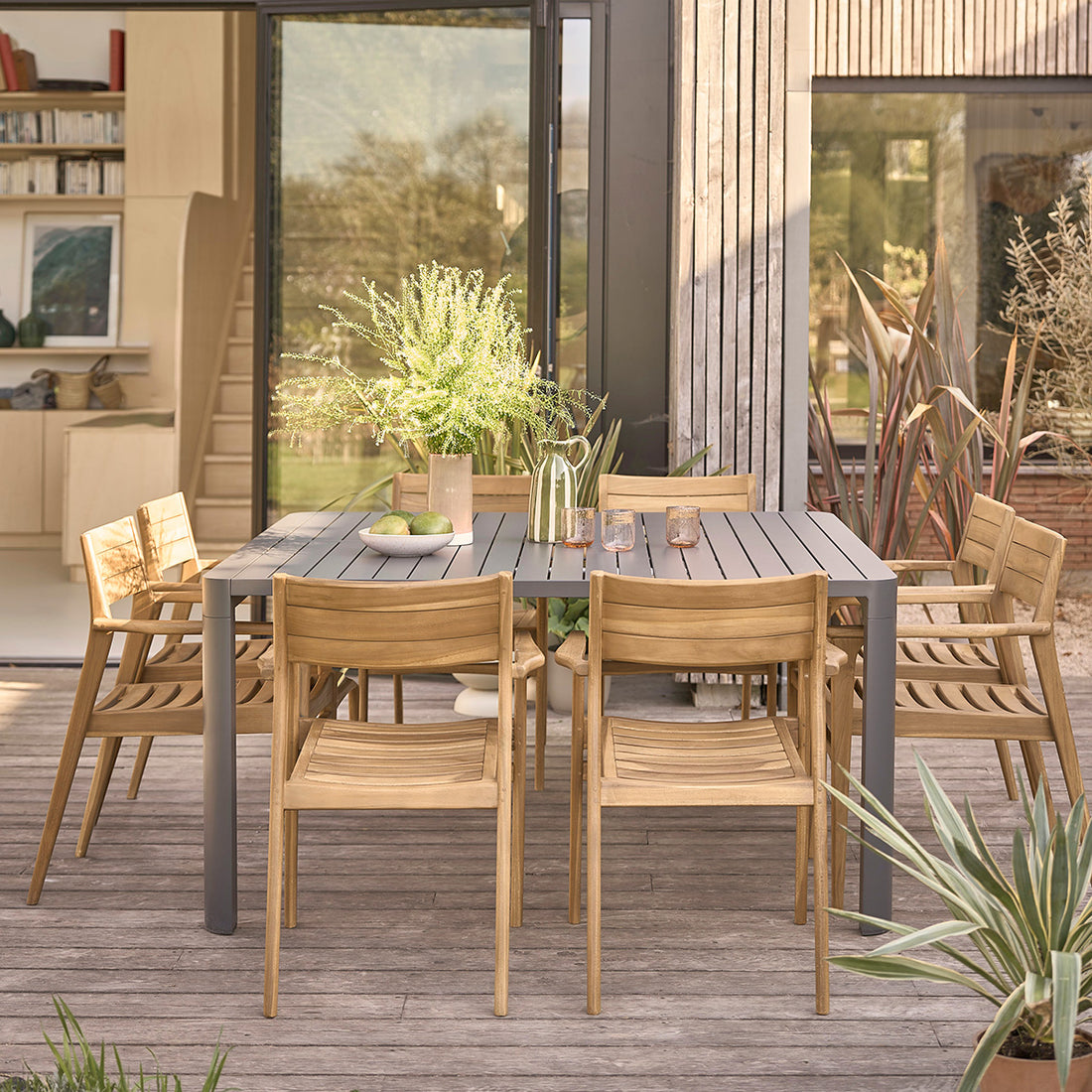 MALTE - Gartenmöbel aus Aluminium und massivem Teakholz ausziehbar 6/8 pers.