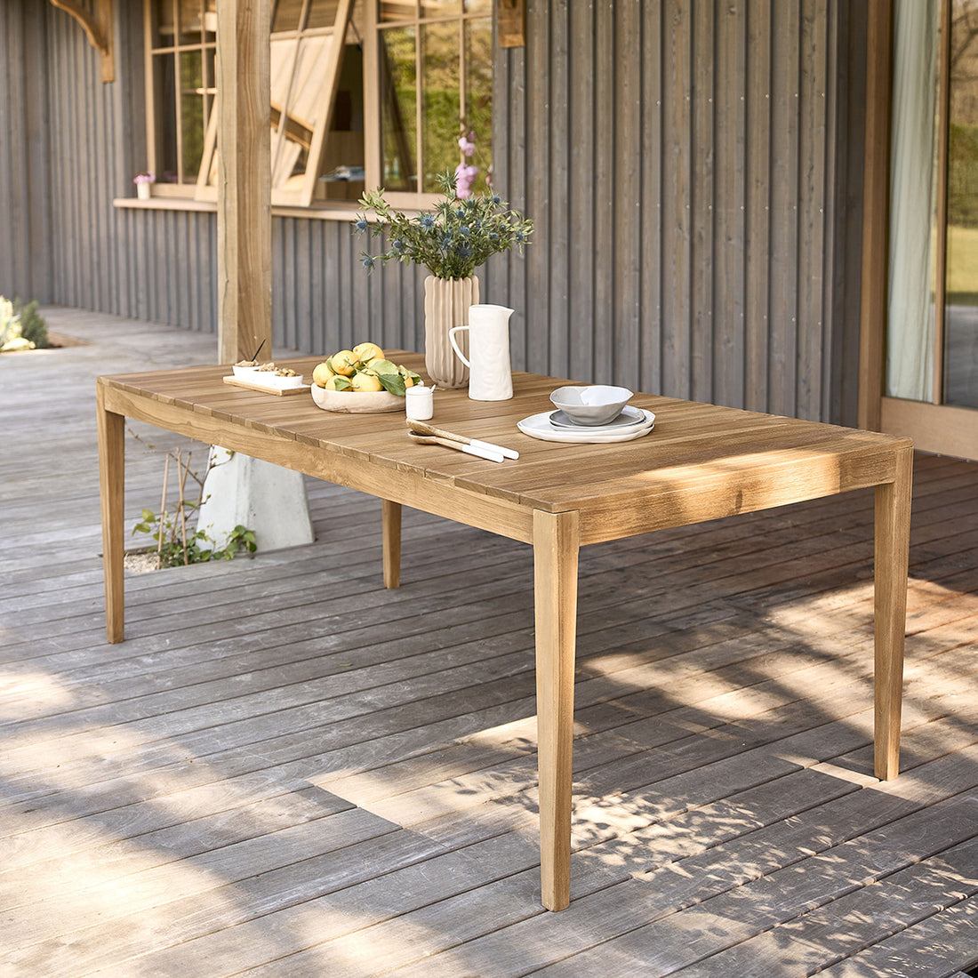 LIVIE - Gartentisch aus Teakholz für 8 Personen