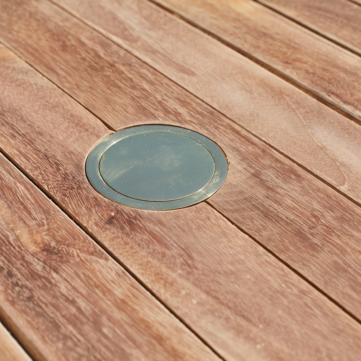 MIDLAND - Ausziehbare Gartenlounge aus Teakholz 6/8 Sitzplätze