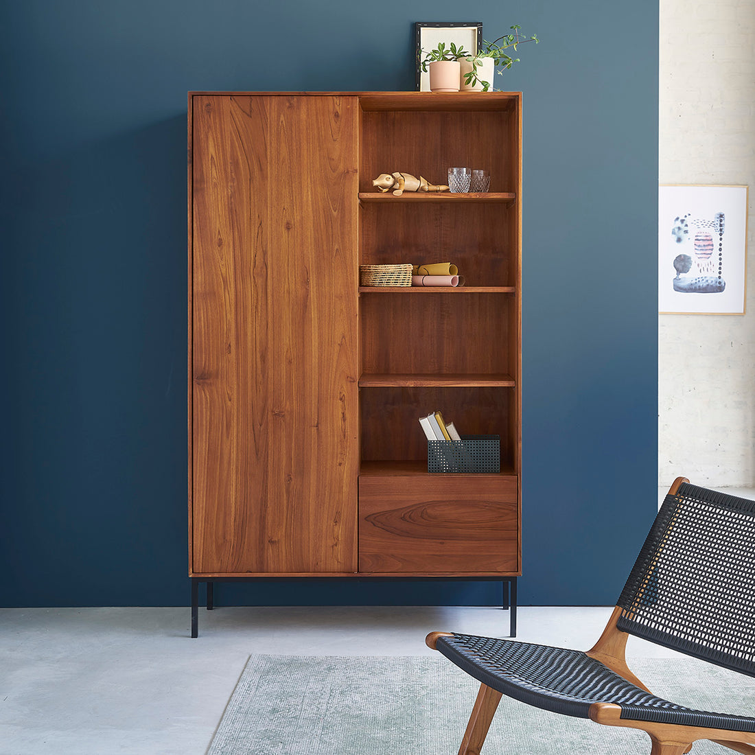 LINA - Schrank aus massivem Teakholz und Metall 110 cm