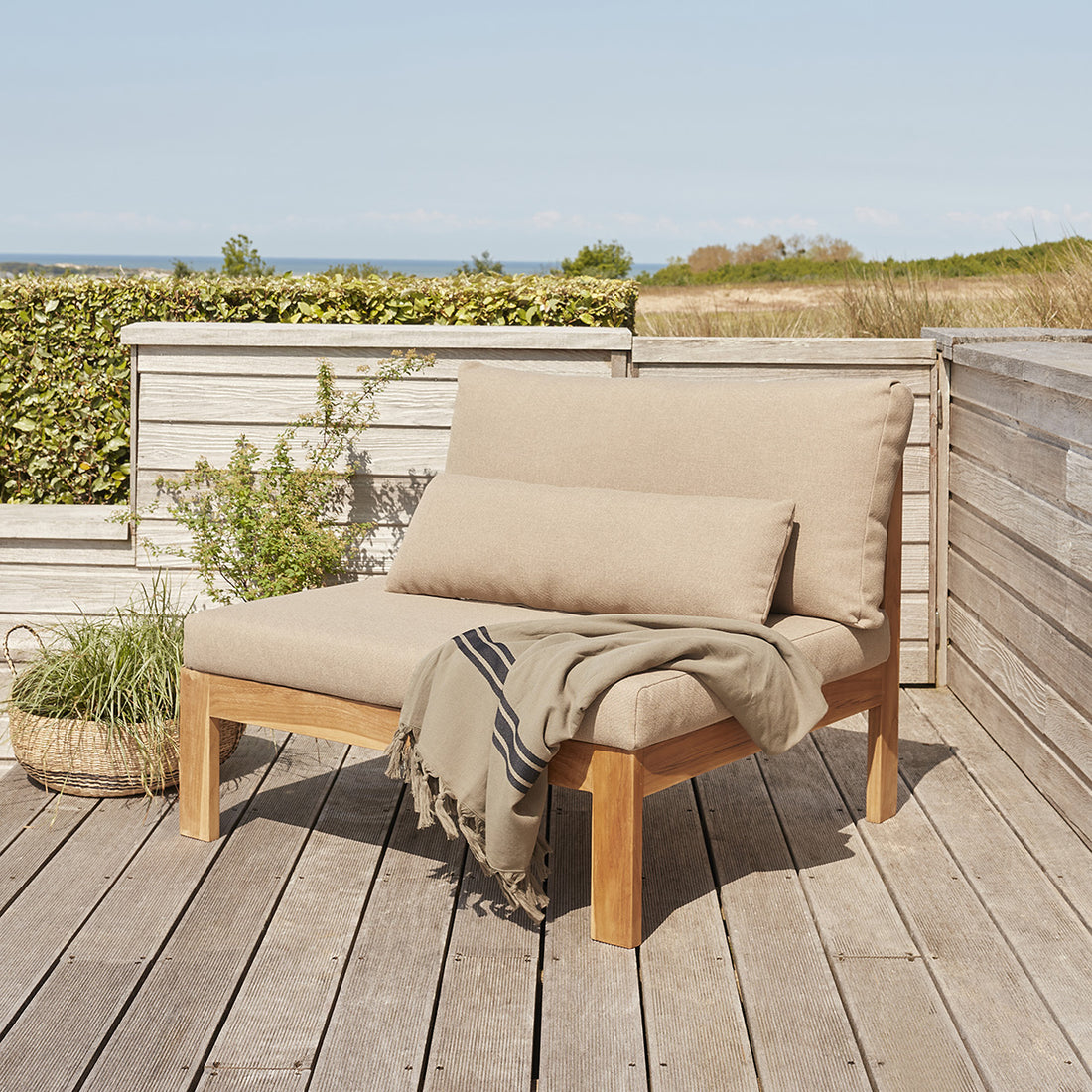 PALMA - Gartensessel aus massivem Teakholz, taupefarben