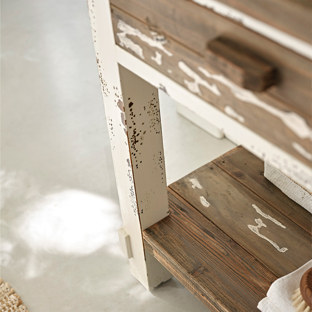 SEZANNE - Waschtischunterschrank aus recyceltem Massivholz 80 cm