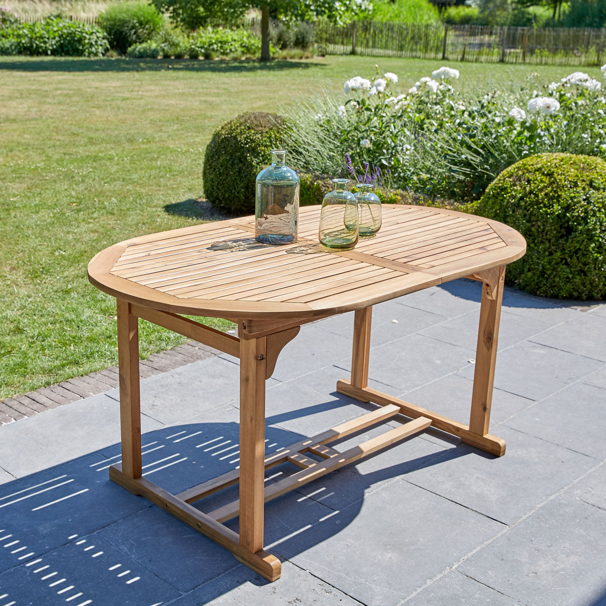 HANOÏ - Ausziehbarer Gartentisch aus FSC-Akazienholz für 6 bis 8 Sitze