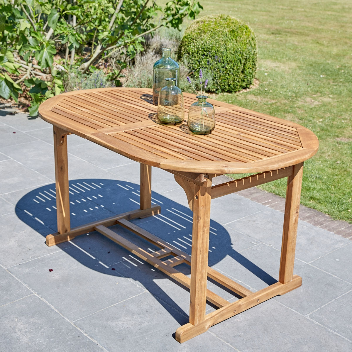 HANOÏ - Ausziehbarer Gartentisch aus FSC-Akazienholz für 6 bis 8 Sitze