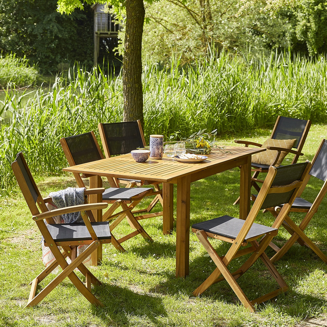 HANOÏ - Ausziehbarer Gartenlounge aus FSC-Akazie 6/8 Sitzplätze 