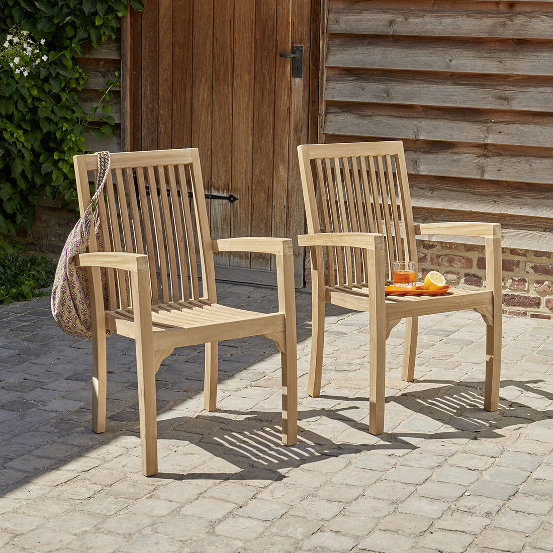 MALTE - Gartensessel massives Teakholz stapelbar ( 2er Set ) 