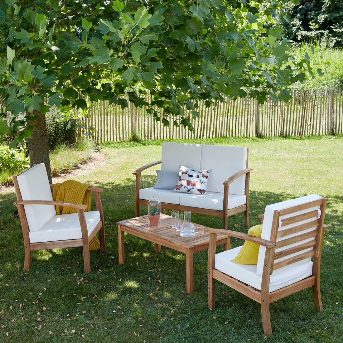 HANOÏ - Gartenlounge aus massivem Akazienholz FSC 4 Pers. 
