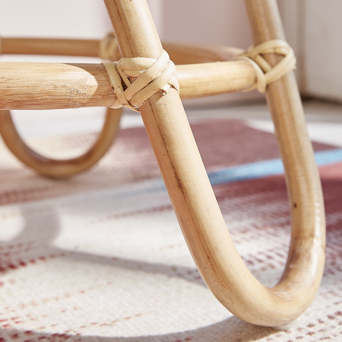 PAOLA - Beistelltisch aus natürlichem Rattan